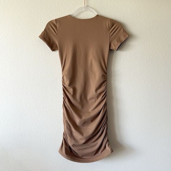 Aritzia Babaton Covet Contour Sleek Ruched Bodycon Mini Dress - Picture 7 of 11